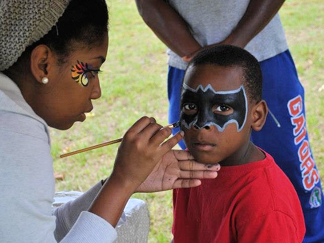 Slideshow photo 9 of 10 from the Tupelo Honey Festival