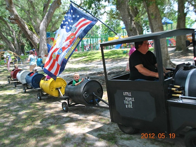 Slideshow photo 10 of 10 from the Tupelo Honey Festival